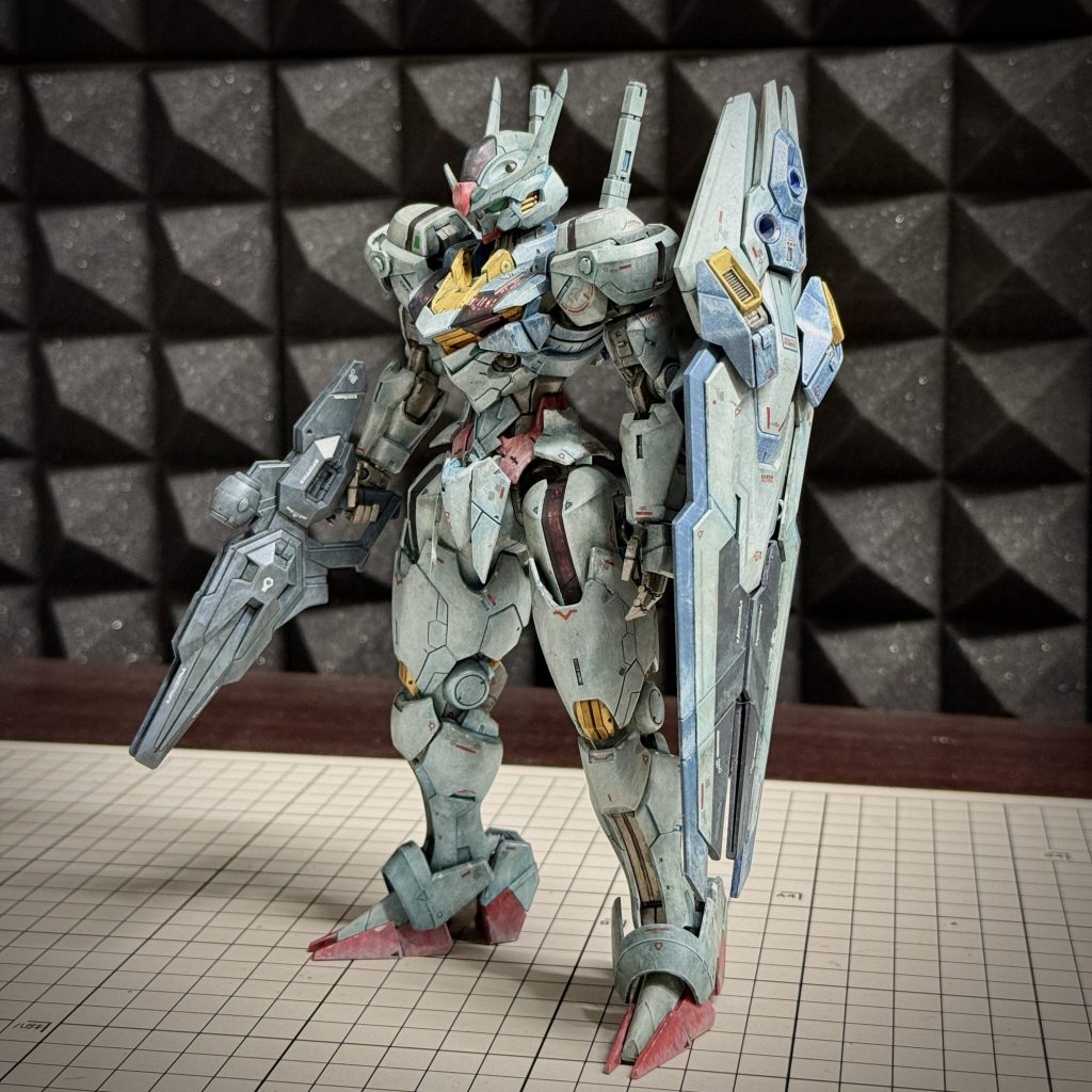 グラデーション塗装の凄く綺麗な作例がガンスタにあったので、参考にさせていただきました