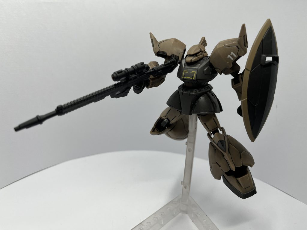 以前のリアルカラーゲルググに装備こちらはガンダム戦記のケン機に近い感じになりますね！
