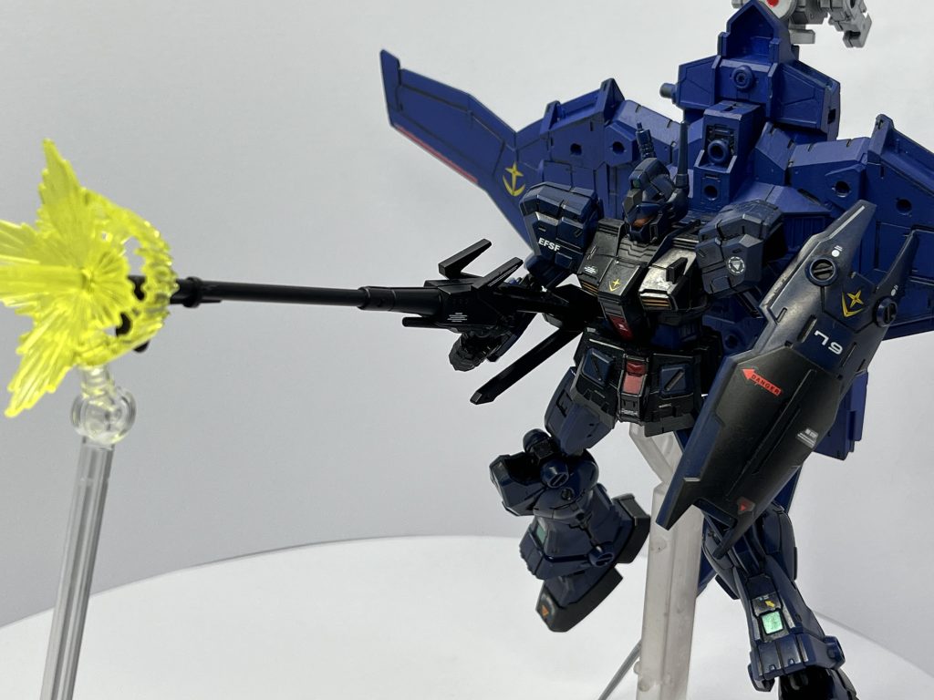 フェダーインライフルヤザン『隙を見せた！吹き飛びな！