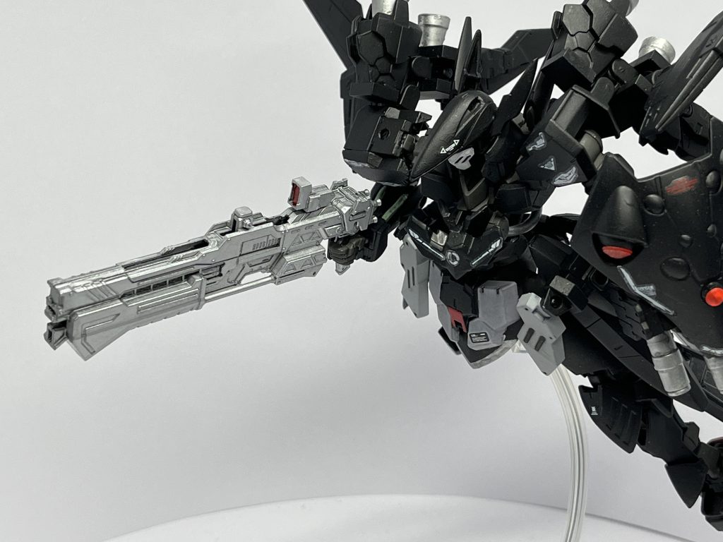 ニュートロンランチャーいかつくて好きなんですが重過ぎてマニュピレータ部分へタレるのが難点