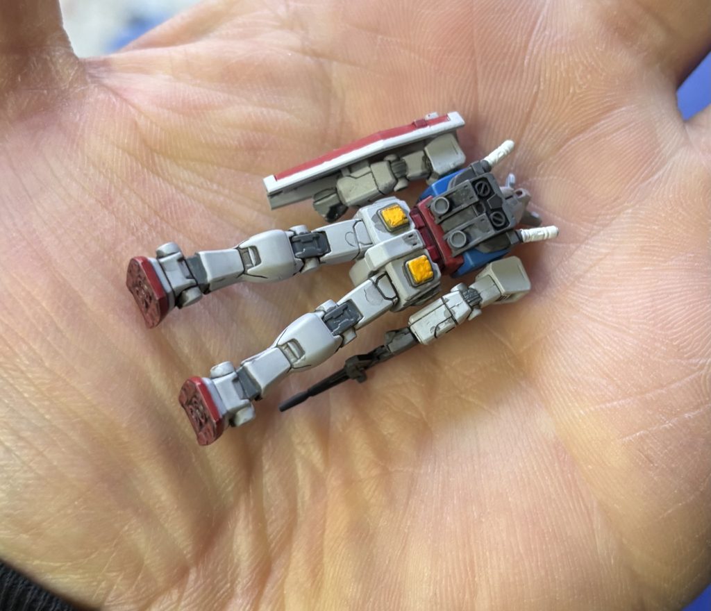 カップヌードルガンダム–2枚目/制作者：Masuroux