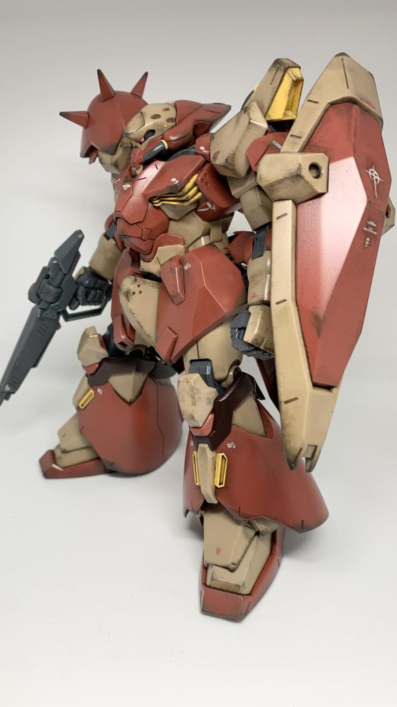 今回は部分塗装、ウェザリングで仕上げました