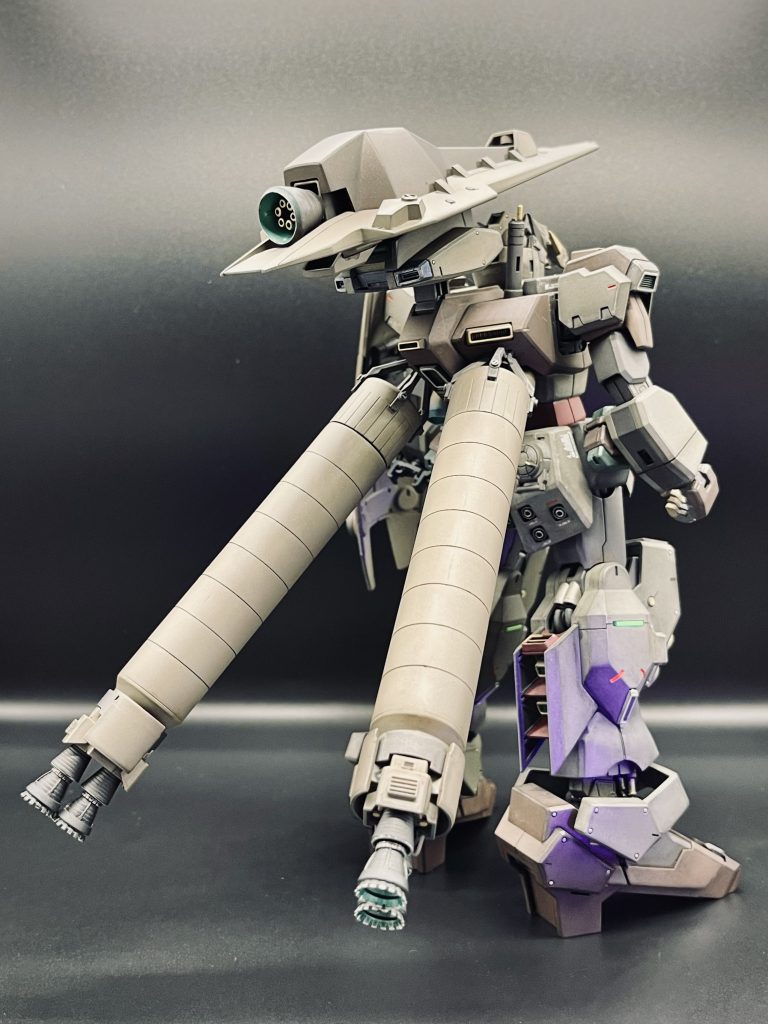 高推力型ということでそれっぽく見えるように長いモノを2本つけていますw