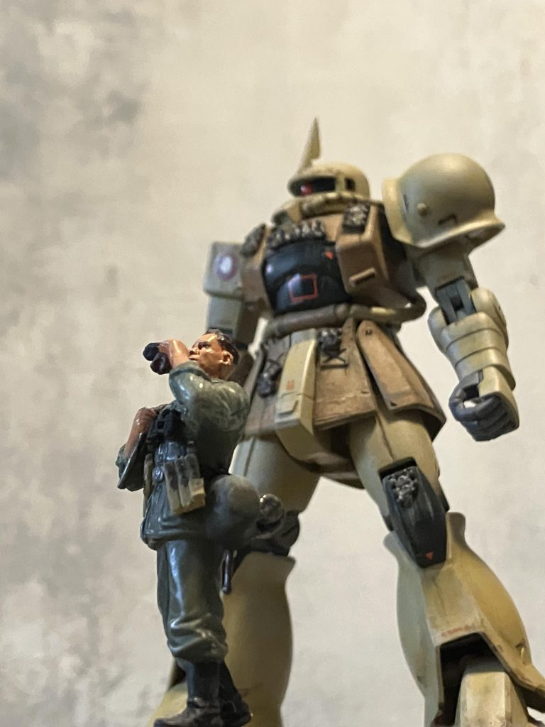 サムネ加工前一度、兵士を入れたデジラマをやってみたかったので出撃前の休息みたいな感じです☺️