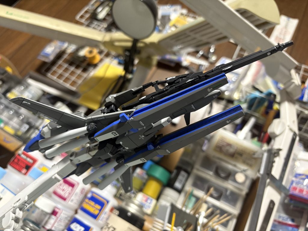 WR形態 ビームライフルはガンダムデルタカイのように胴体にマウント出来るように加工しました