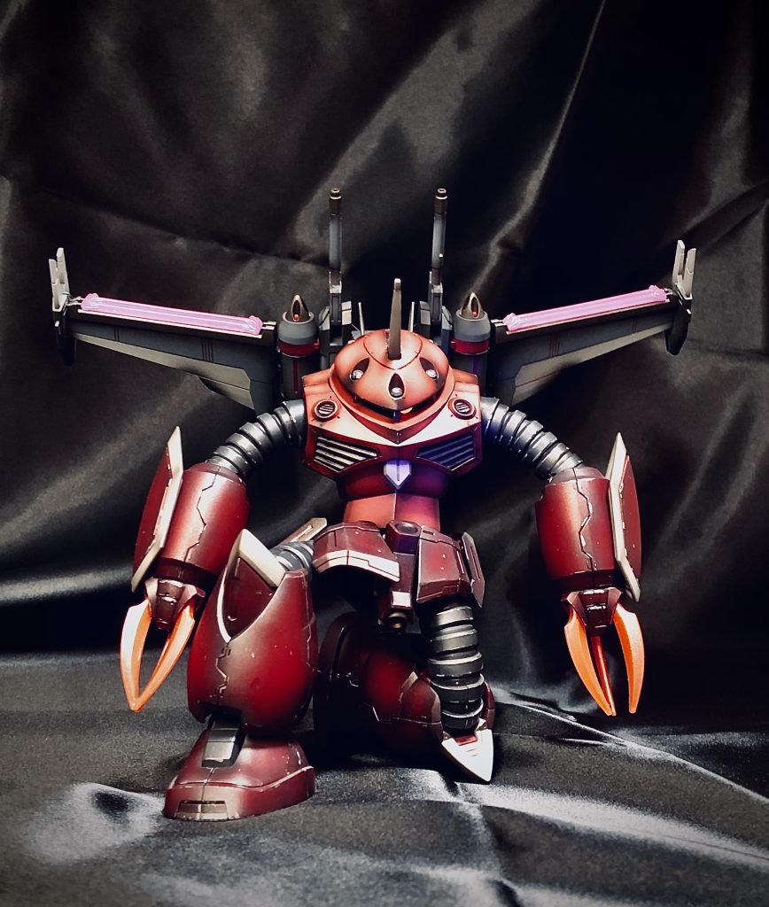 登場時のポーズ。