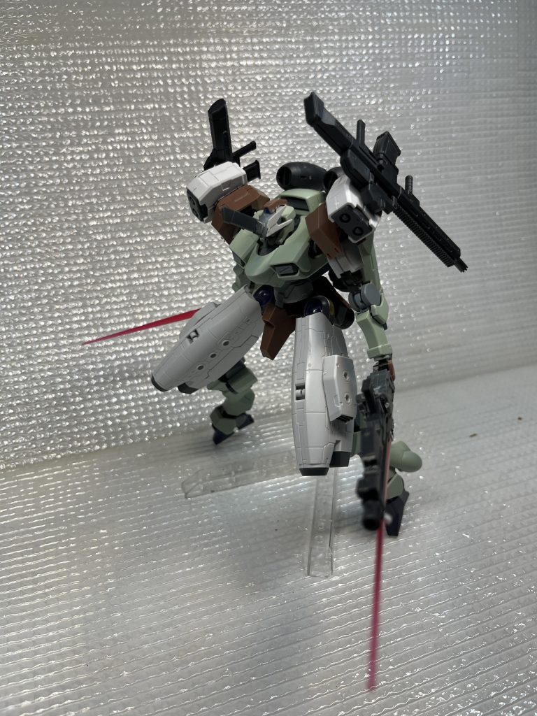 初期のころここに胸部の増加装甲や胴体延長なんかをしてます