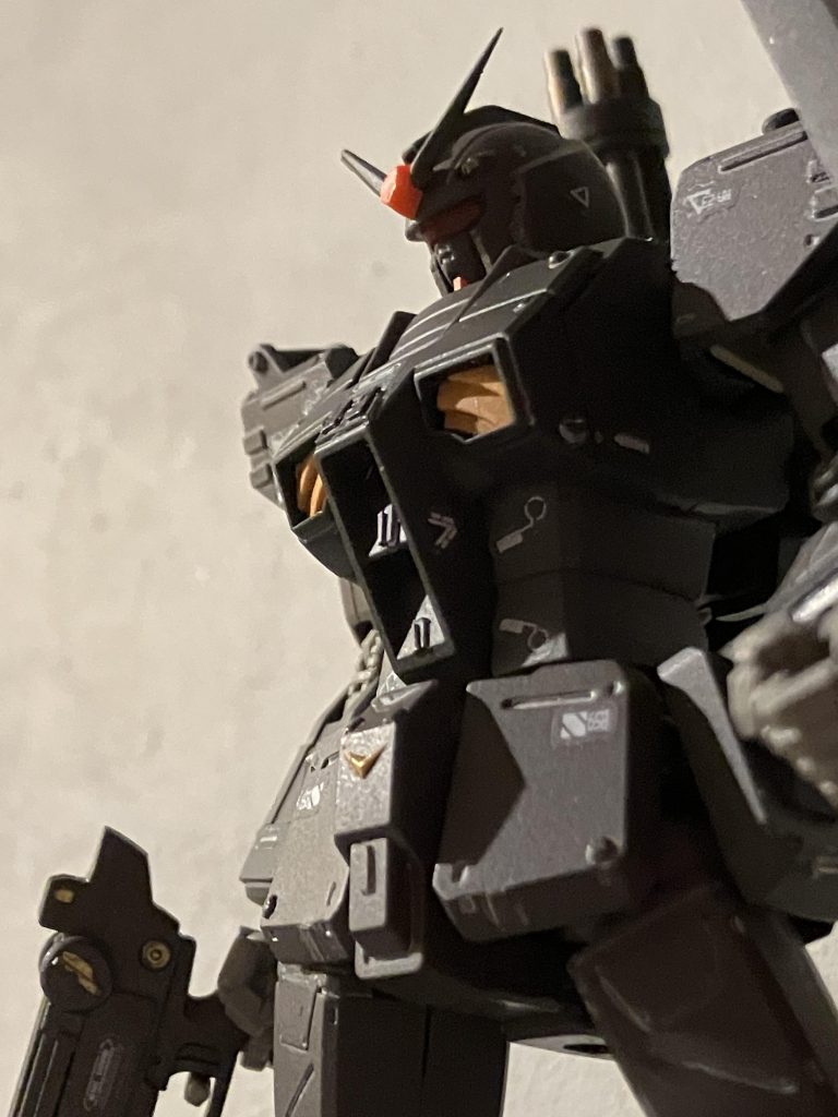 先の一年戦争で投入されたガンダムEX、それは搭乗者と相まって、凄まじい戦果を上げたその雛型になったと言われるガンダムFSD test type-0どちらも今となっては、資料は全く存在せず連邦軍ですら、それが配備された公式データを開示していない