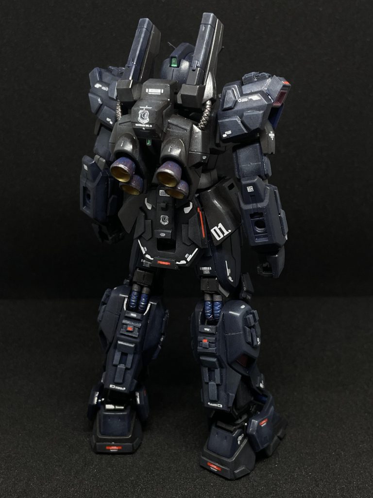 少しでもかっこよくしたくて少し明るめにした色をスポンジでポンポンしましたポンポンo(´▽｀o)