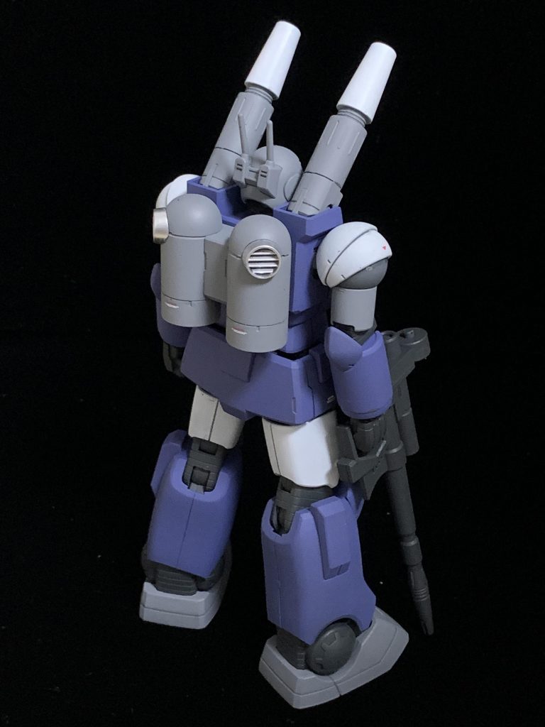 こう見ると背面が少し寂しいのでデカールを貼り足しておけばよかったと少し後悔(笑)