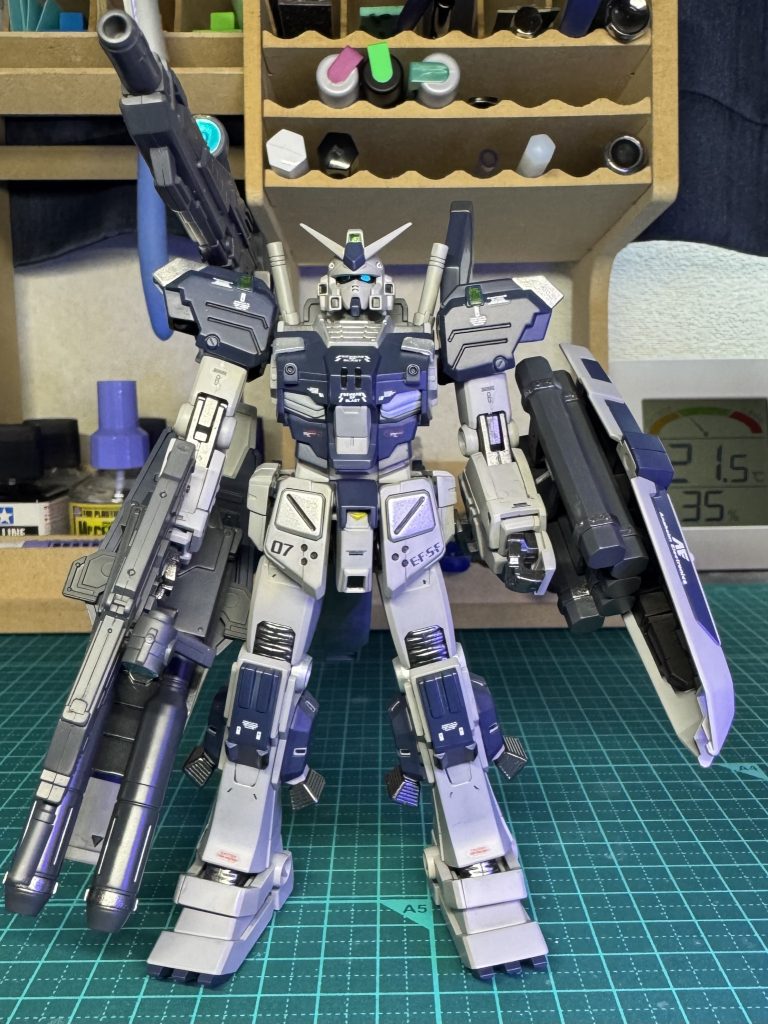 フルアーマーガンダム7号機+FAガンダムTB–3枚目/制作者:ニィ