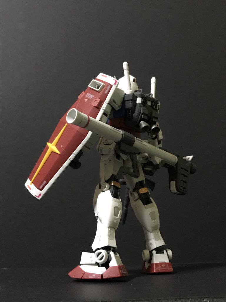 RG1.0 背面