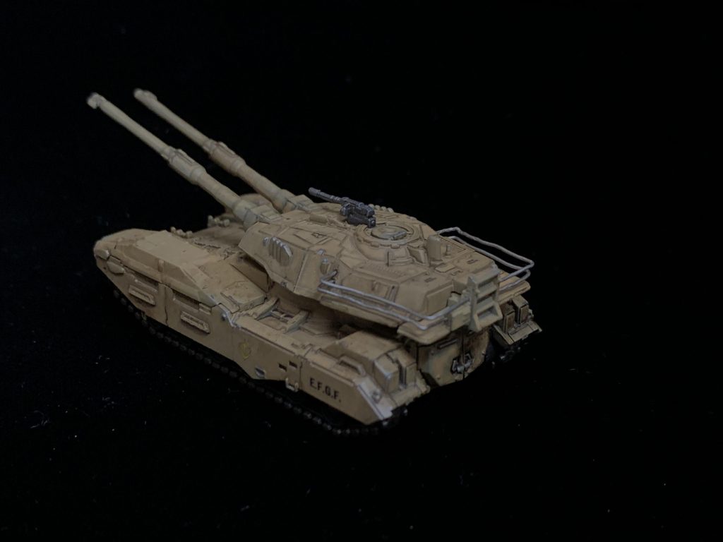 後部ラックは0.5mmの手芸用ワイヤーを使用しました。針金ほど硬くないので加工しやすかったです。