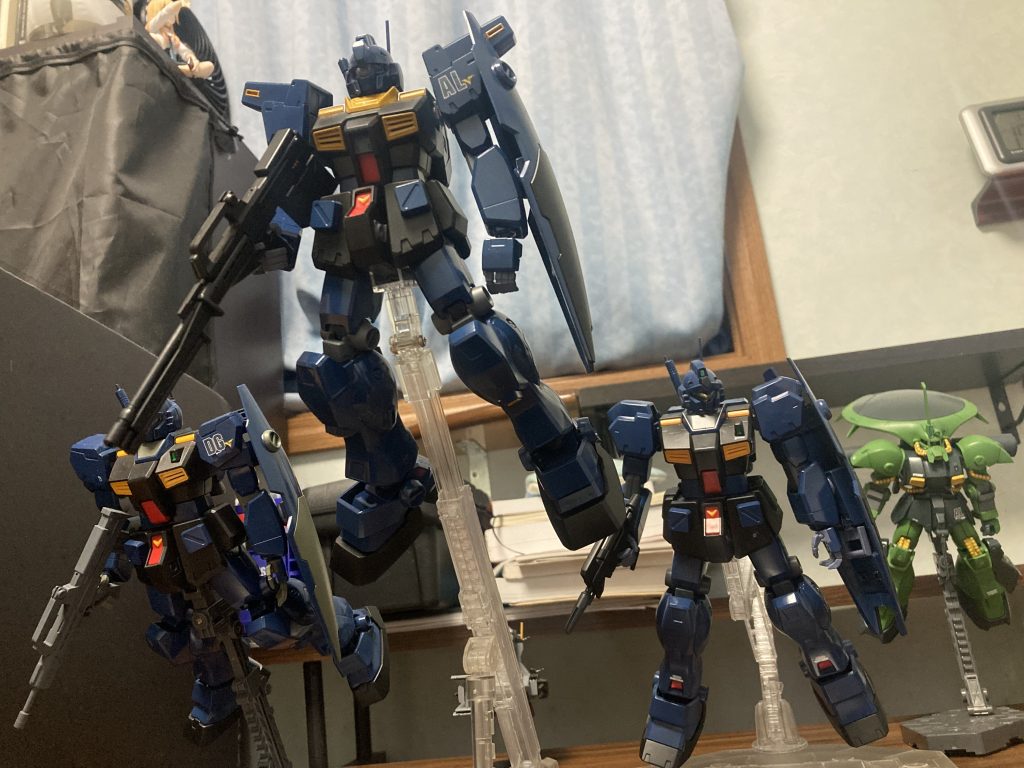 発進–2枚目/制作者：名も無きエゥーゴ兵