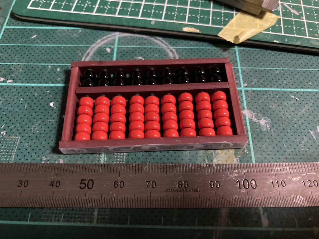 そろばんは自作です