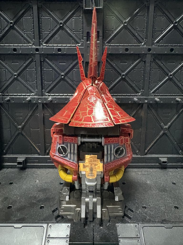 サザビー　メカニカルバスト(クラック塗装仕上げ)–8枚目/制作者：ichamun