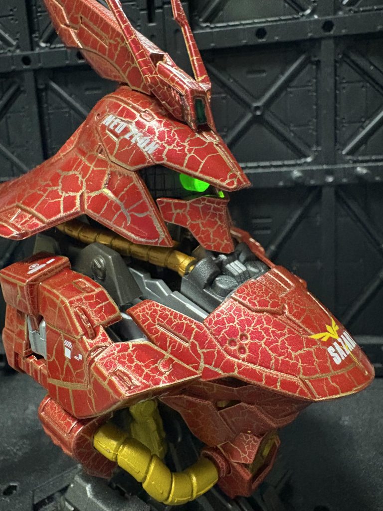 普通の外装とクリア外装のセットとルミナスユニット狙いで(私は外装だけでも十分だと思いましたが)嫁が1500握りしめチャレンジしてきました。