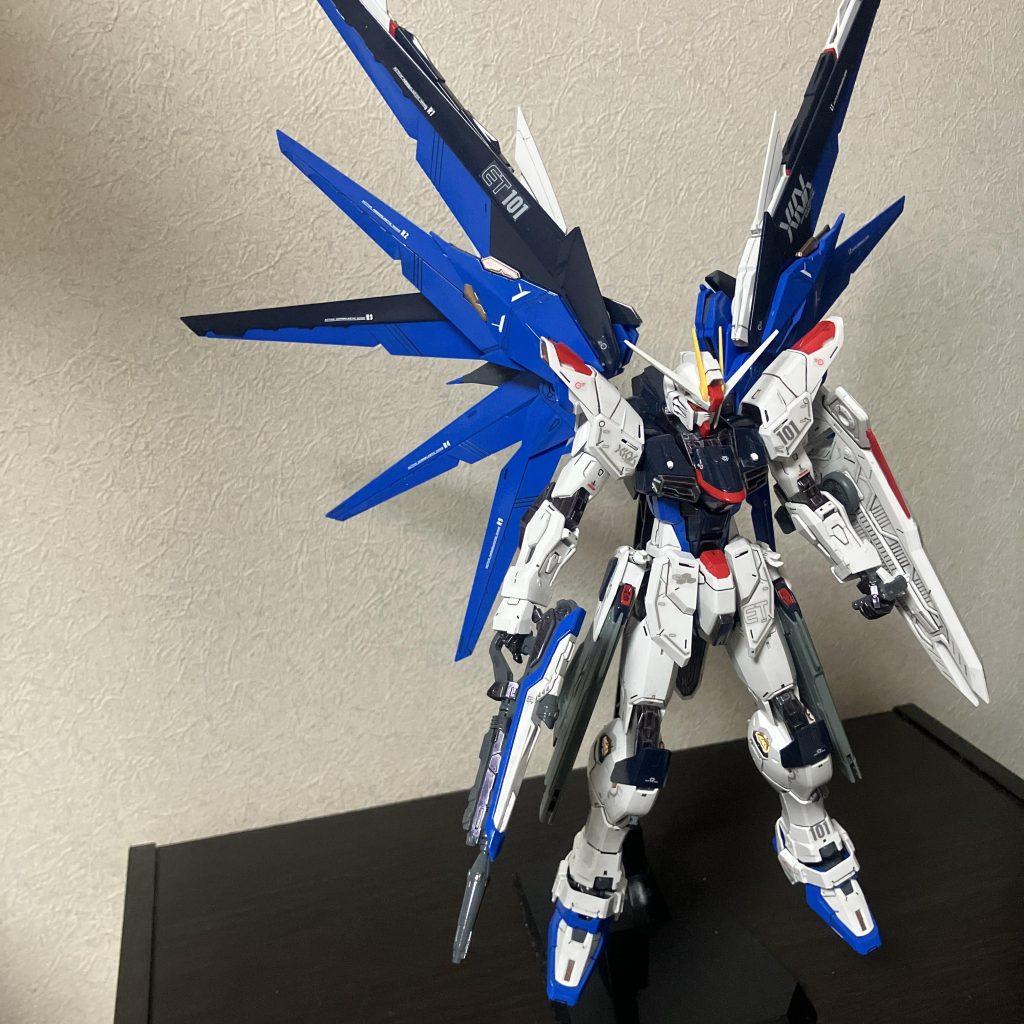 フリーダムガンダム–3枚目/制作者：hiroaki9004