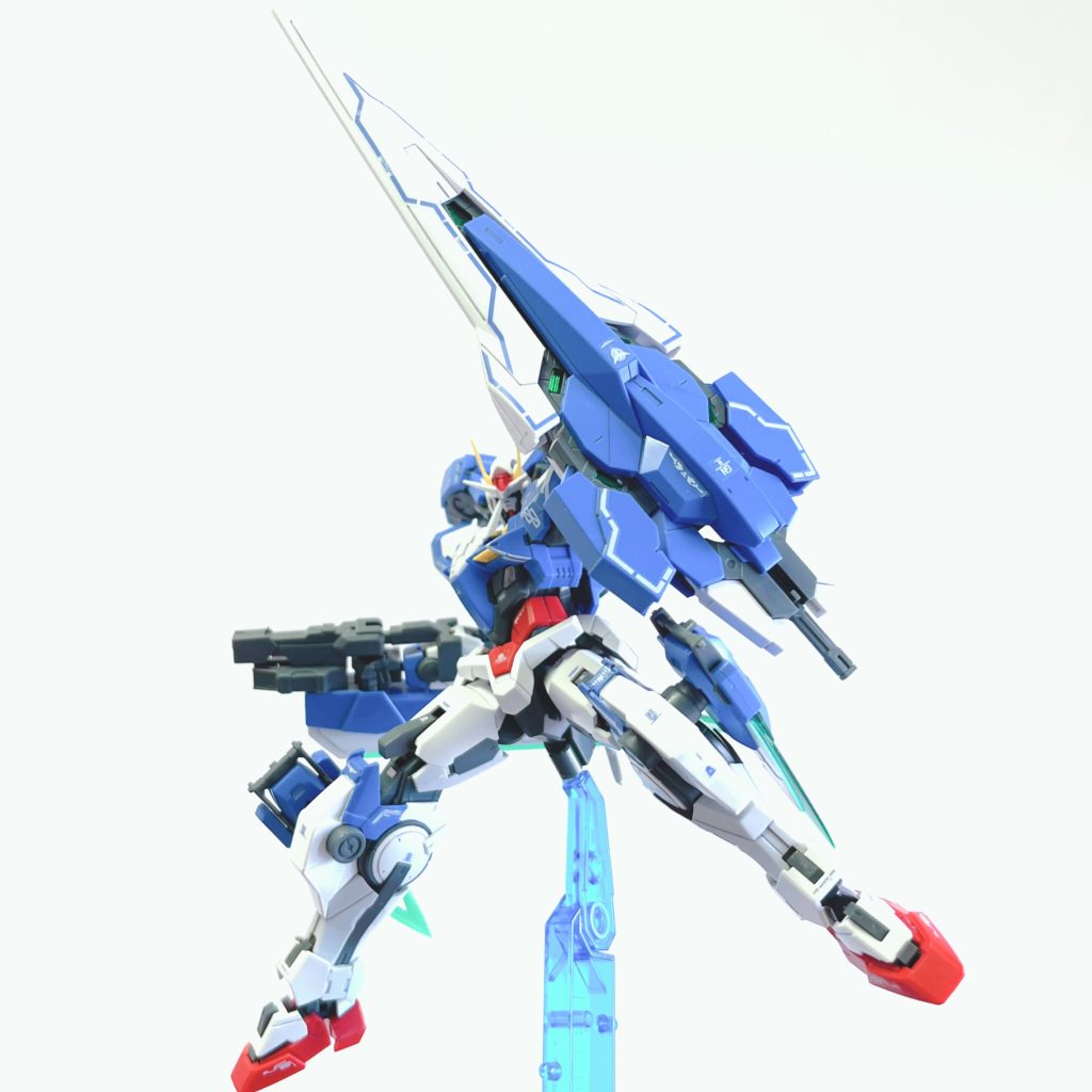 RGのバスターソードⅡ初めて作ったんですがめちゃくちゃカッコイイですね…