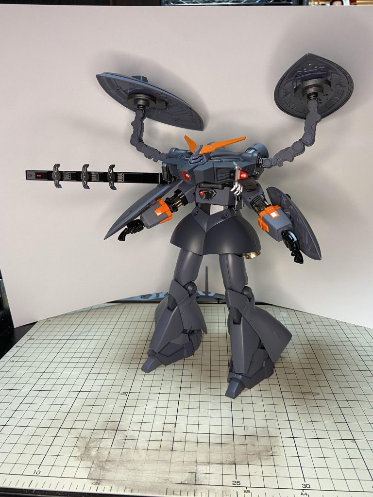 上からの攻撃にも対応、しかしデカくて写真撮りにくー