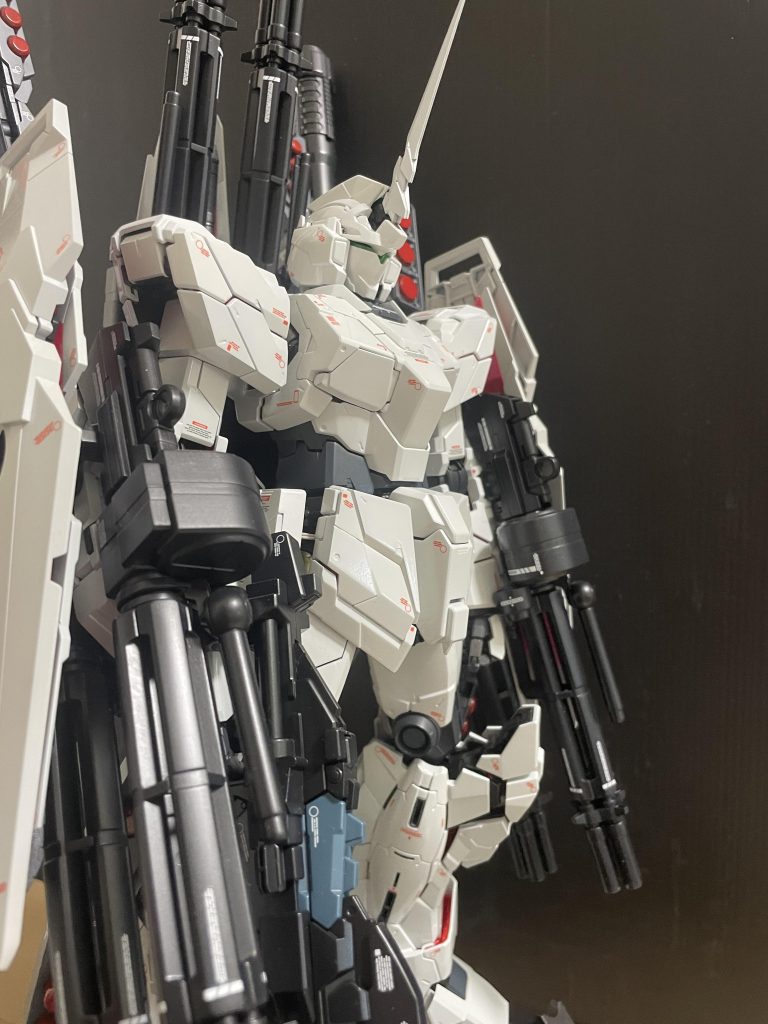 ユニコーン–2枚目/制作者：セントピース