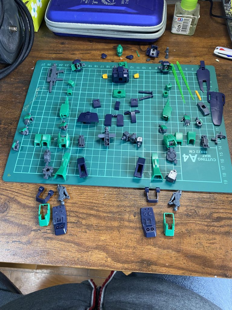 HGUCネモ　–4枚目/制作者：丸五ワークス