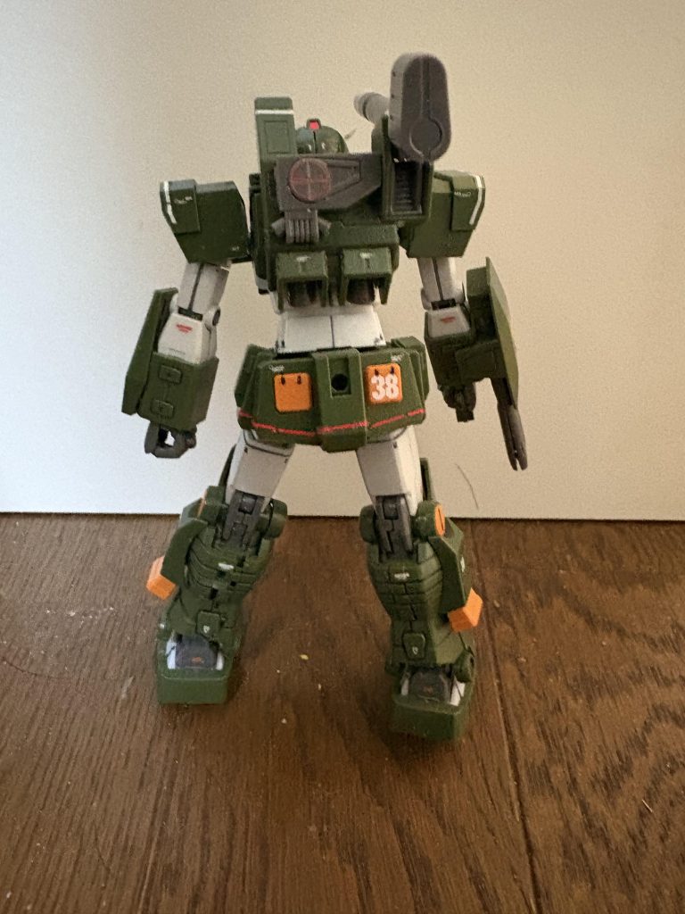 バックポーズです。以上、投稿第7弾でした。