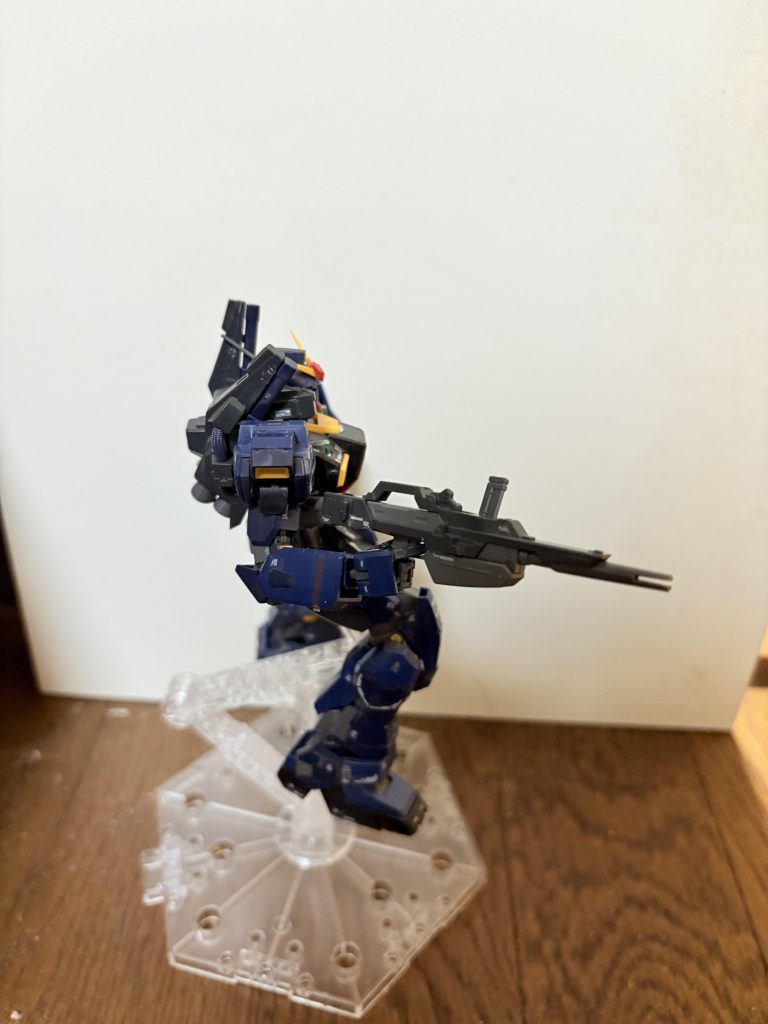 黒いガンダム–3枚目/制作者：YAMATO