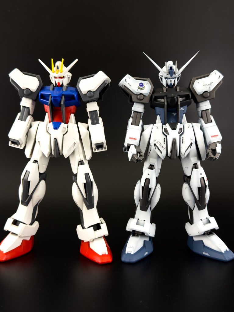 同キットと並べて。こっちはシュベルトゲベールが欲しくて購入した組み済みジャンク品のものです。当時品のようでかなり黄ばんでます。こう見るとアンテナがかなり長くなったのがわかりますね。