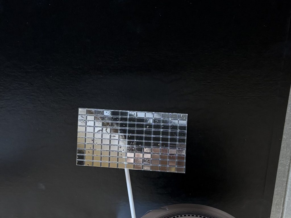 このギラつき良いでしょう(zaku-kao8)ただサイズ感が小さいです(zaku-kao4)