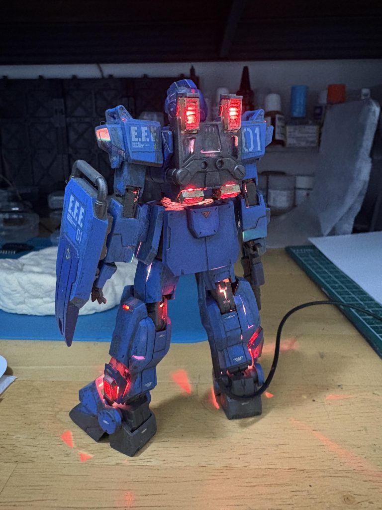 電飾ブルーディスティニー１号機–4枚目/制作者：@BearTwRider