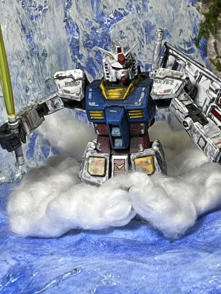 いやー。疲れたー。人気者はつらいですよ。あの青いやつなんで自分が感電しないんだろ。自分で電撃ムチ掴んでるよなあれ。