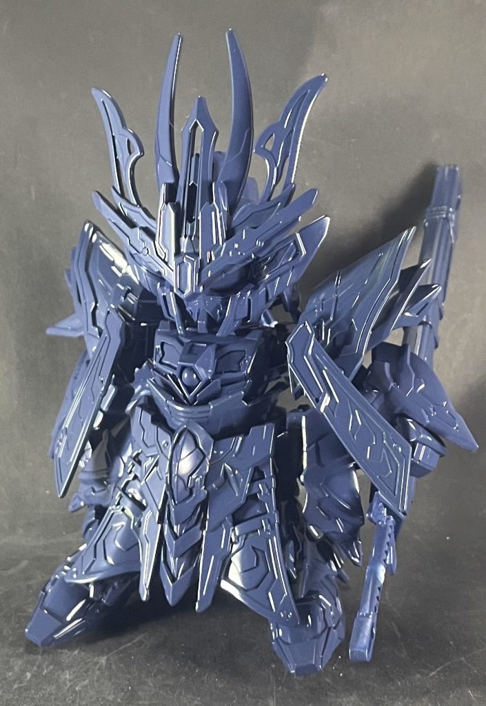 まずはエアブラシでメインカラーを全体に塗ってから、細かい塗り分けを行いました😄