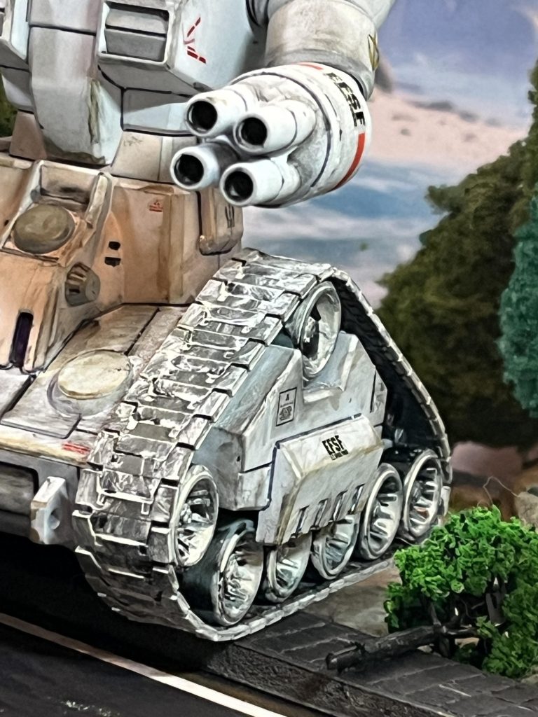 キャタピラから溢れ出る魅力・・・を表現できたか。そしてほとんど動きの少なさをカバーする表現力は！