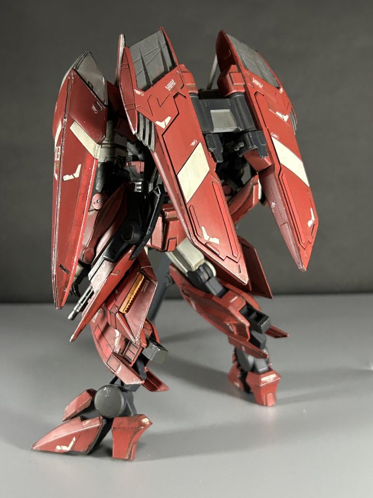 背中の羽根はそのまんまです　カッコいいからです