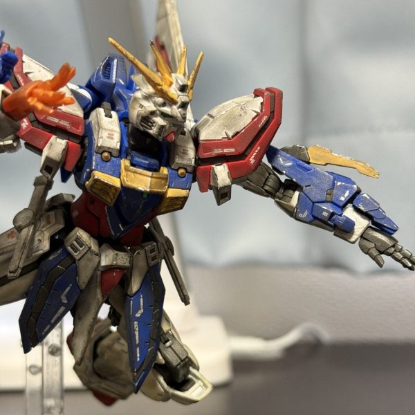 ゴッドガンダム　成形色ウェザリング仕上げ