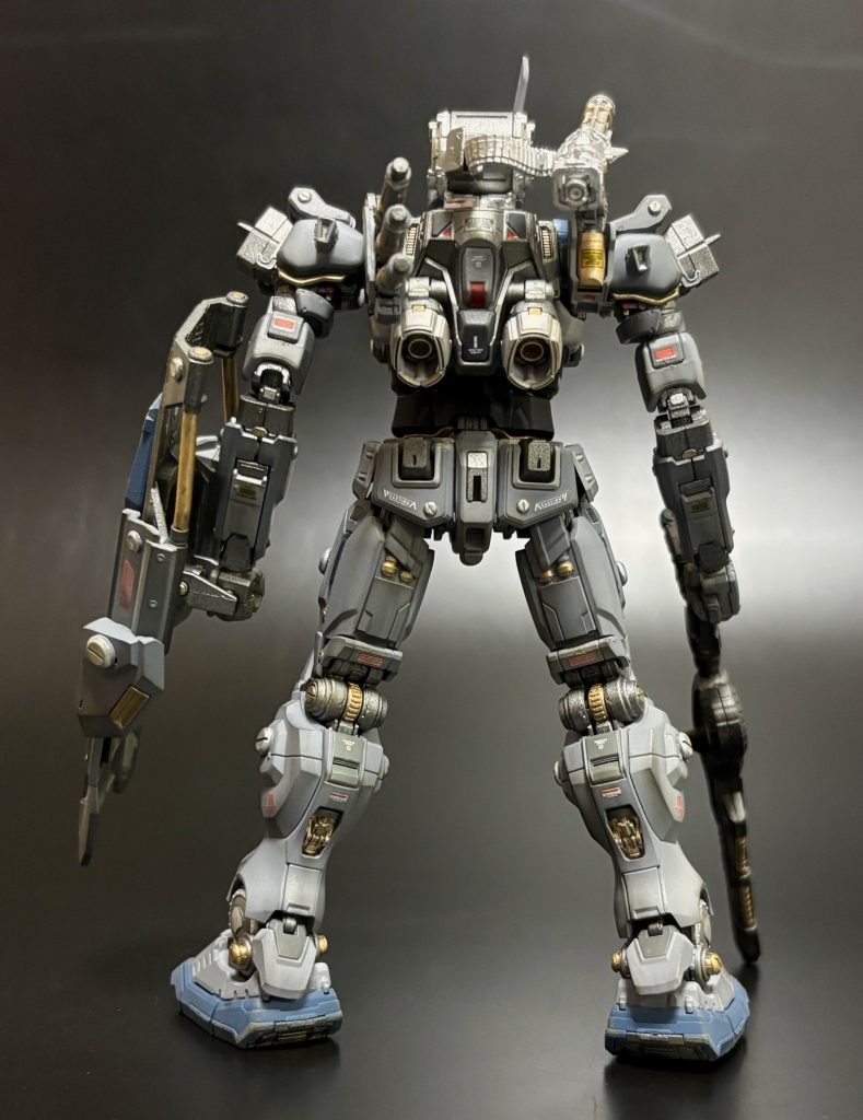 ガンダムEX-2–3枚目/制作者：島田 耕輔