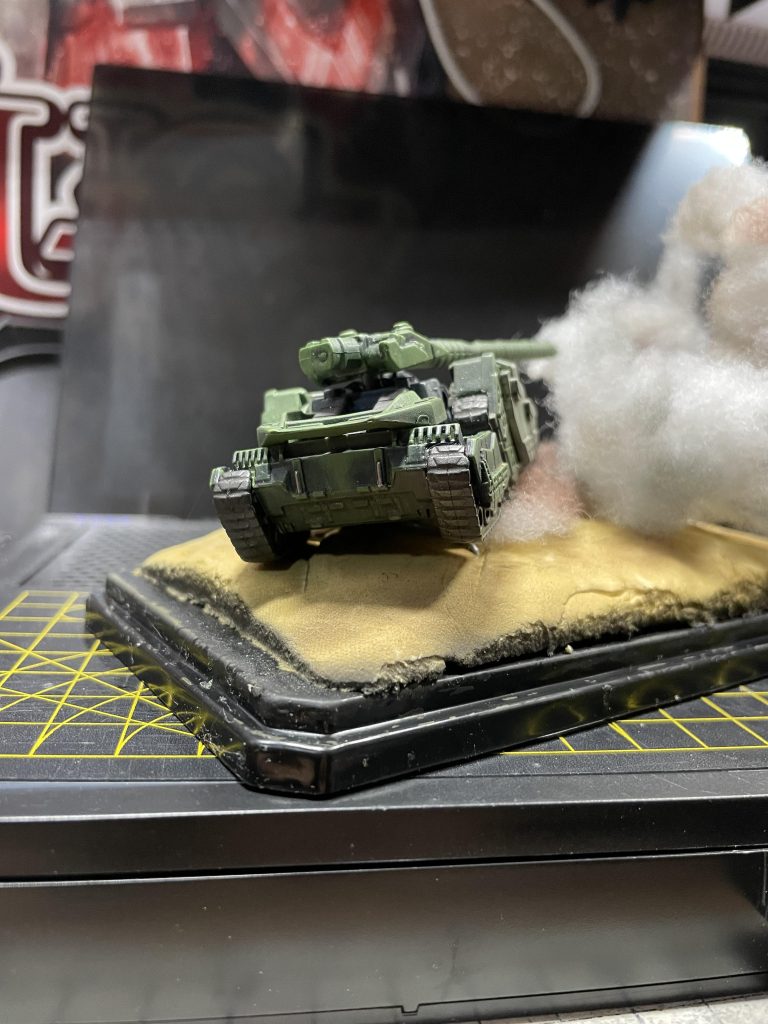 身体があるワケではないので、表情を付けられるとしたら「目線」とタイヤ痕で動きを見せなければいけない! ジオラマ初心者にはなかなか厳しかったです💦