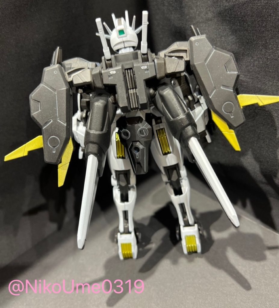 うしろ(gundam-kao8)