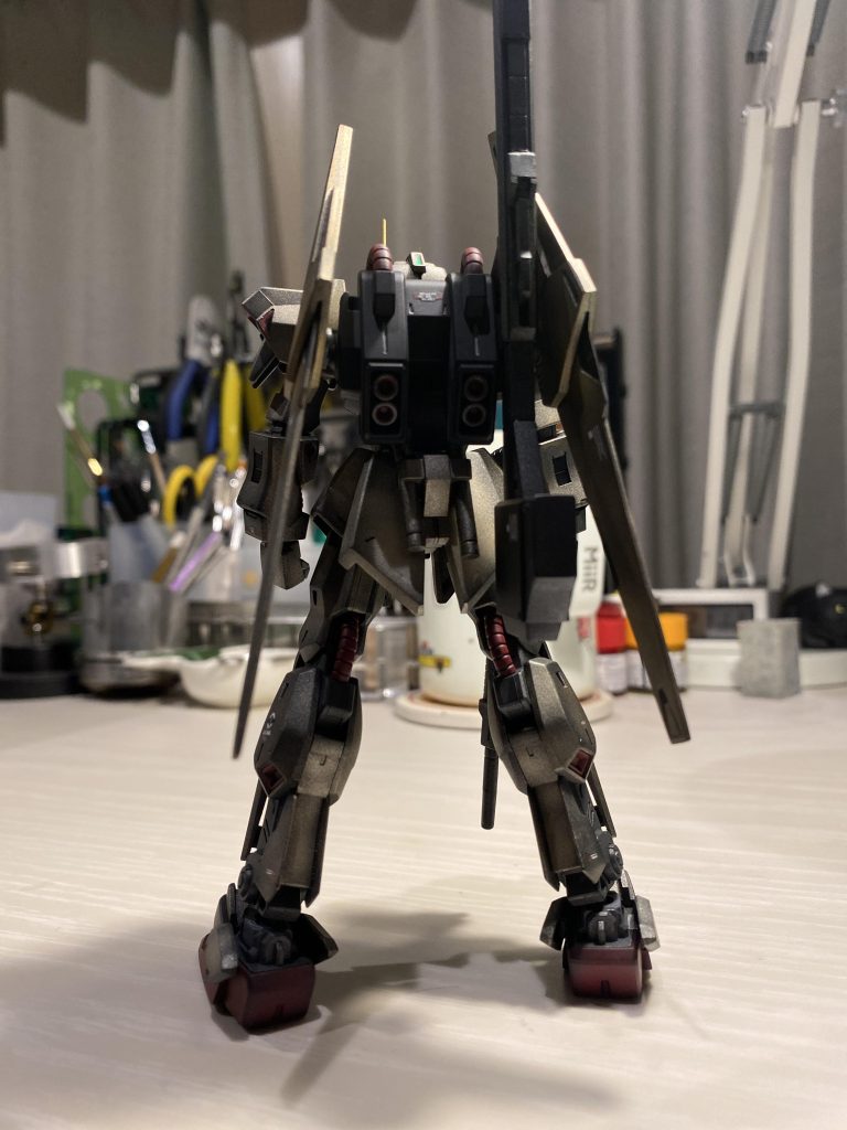 アンテナだけ真鍮線ぶっ刺してます🐤