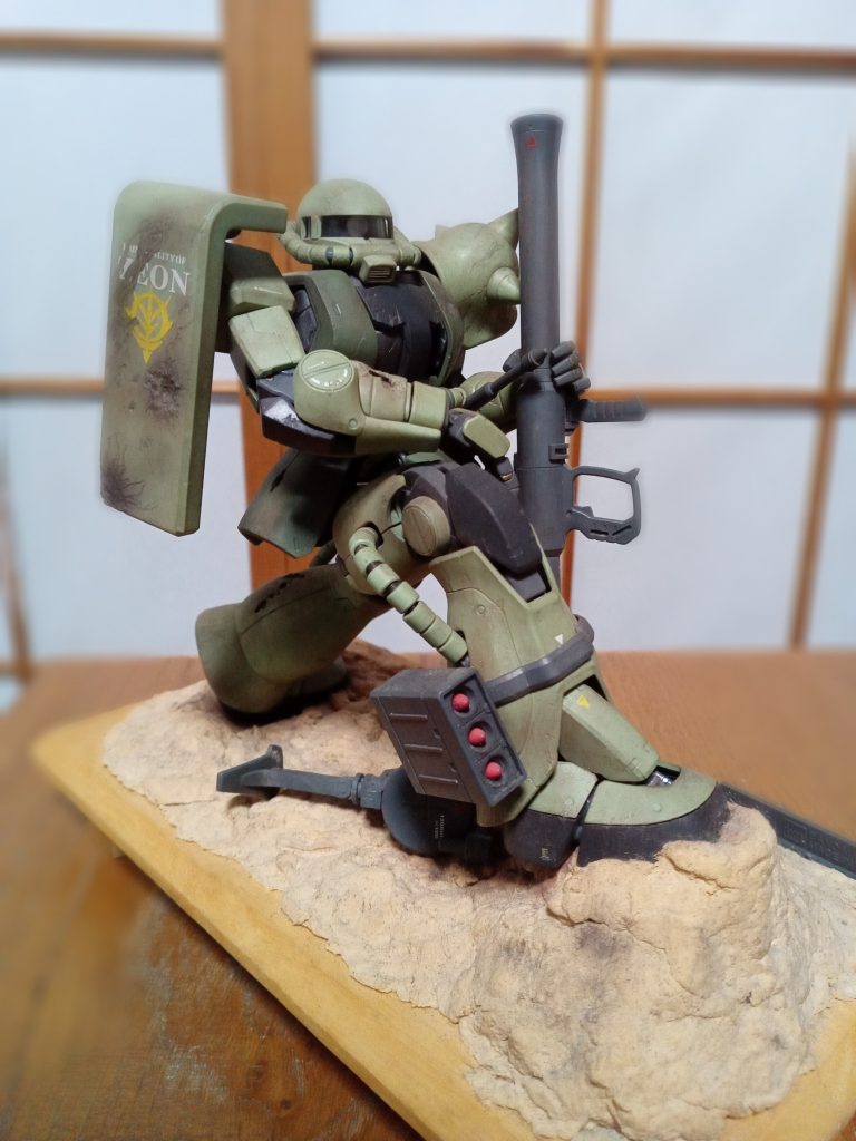 決まったと思いきや、こんなポーズ取らんな…