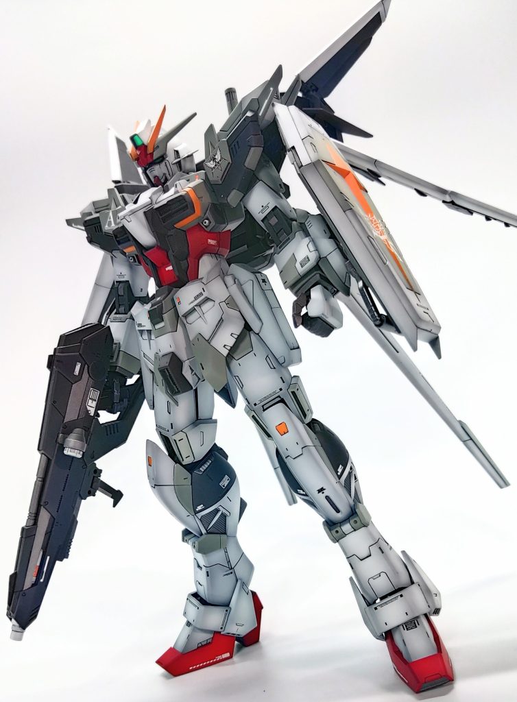 いつもと同じガンメタサフの下地に薄く希釈した塗料でふんわりグラデーション…時間はかかるが、この塗装方法がいつもの自分らしさだと思ってます。