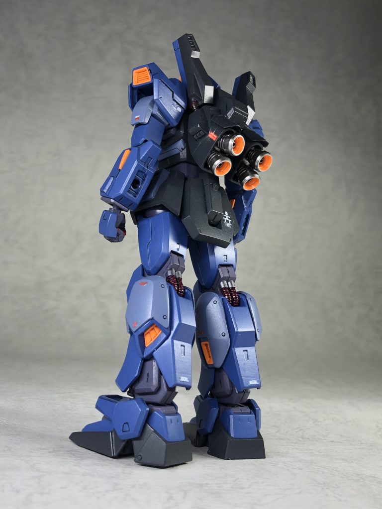 ジェットは三角屋さんのMKD Vernier①内側が別パーツなので塗りやすいし見栄えが良いこれに伴い台座部分の張り出し量を増やしてます脚が長過ぎなので脛フレームで3mm程度短縮