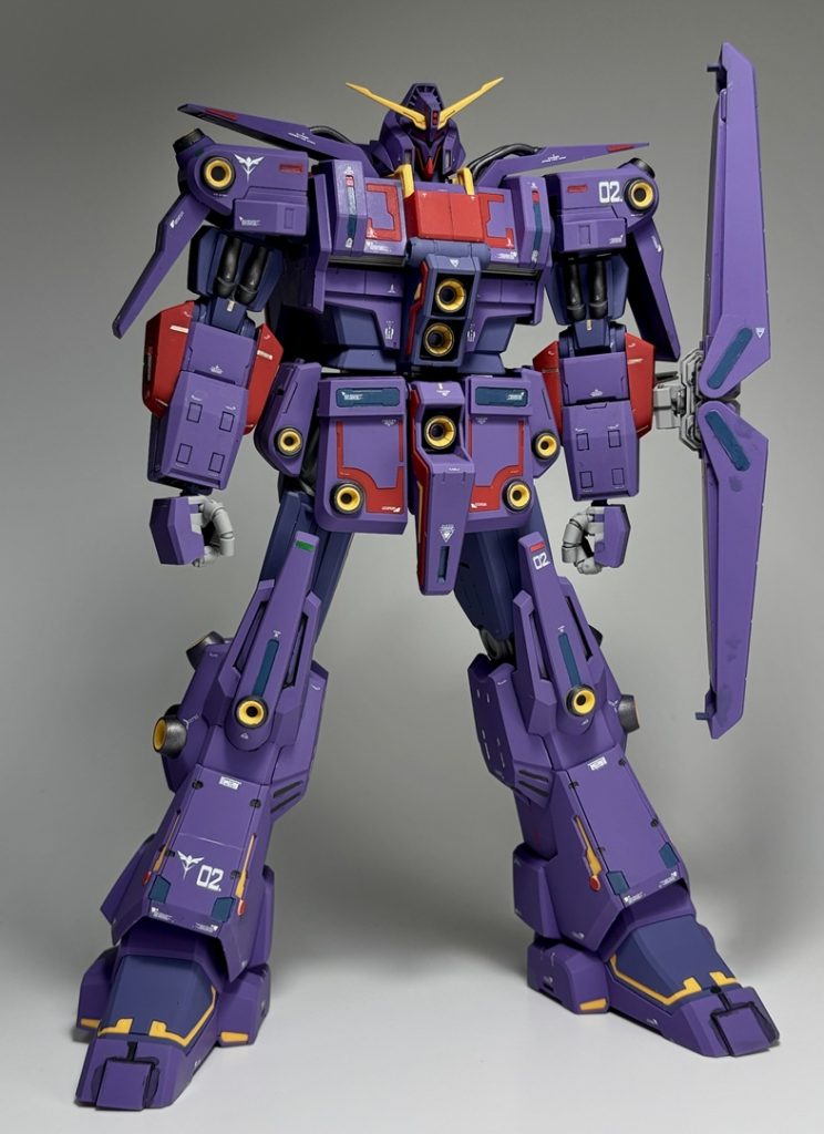 2025年3月に、ようやくサイコ・ガンダムMk-IIのガンプラ発売。Amazonから届いたその日のうちにパチ組みして、翌日部分塗装など行って、翌々日には完成させました。