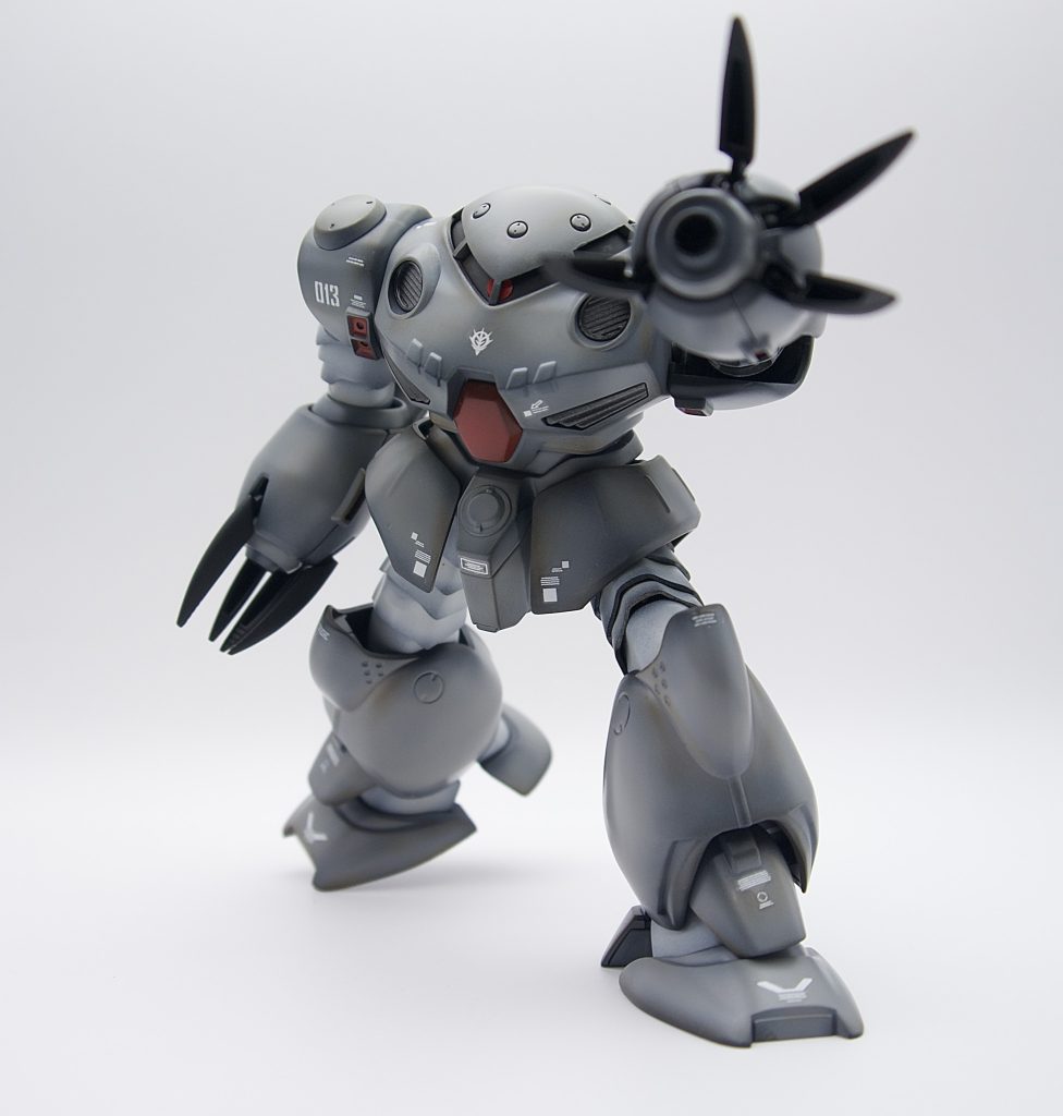 デカールはシナンジュスタインの余り物と一部MSデカールを使用(仕上げてからサイクロプス隊のデカール売ってるの買えた…)