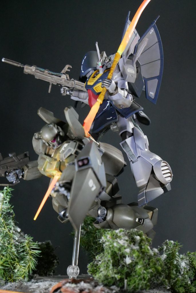 １/144　HG　ディジェ　と　HG　ジェガンD型ナラティブ.ver　ジオラマ–2枚目/制作者：suteteko76