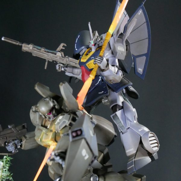 １/144　HG　ディジェ　と　HG　ジェガンD型ナラティブ.ver　ジオラマ