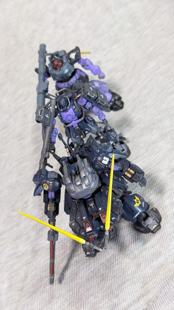 ガイア「マッシュ、オルテガ、ジェットストリームアタックだ!」マッシュ、オルテガ「待てーい!!!」マッシュ「なんだその機体は?」オルテガ「マッシュ、お前もと言いたいがまだ良い。だがガイアのそれはダメだろう!」ガイア「いや~、俺GQuuuuuuX世界のガイアだから。一年戦争の7年後に木製から帰って来た男にキシリア様が作らせた機体だから、大丈夫」
