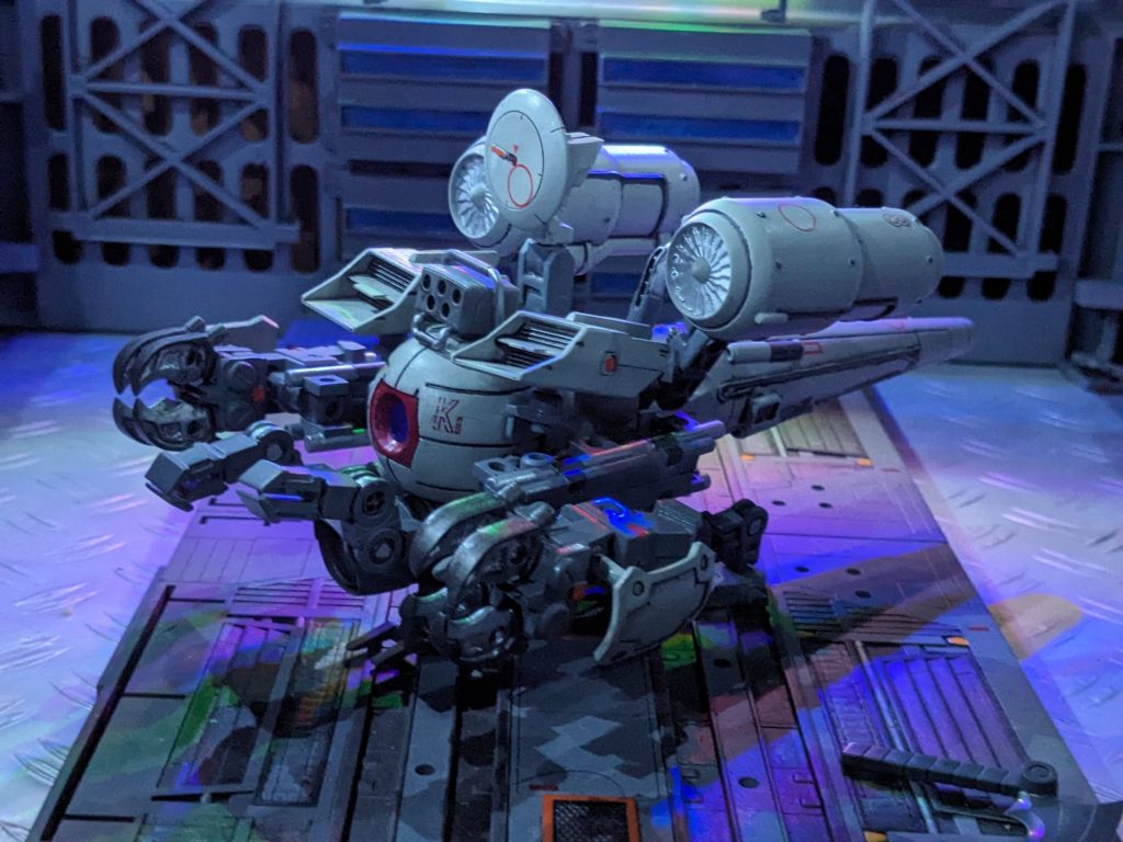 一年戦争時に大量生産されたボールを採用している点は変わらないが、水龍の欠点である高コストに配慮し、水龍にあったある程度の陸上行動力を完全排除、足はあるがこれはあくまで陸上での駐機用と海底での姿勢固定用で歩行能力はない。