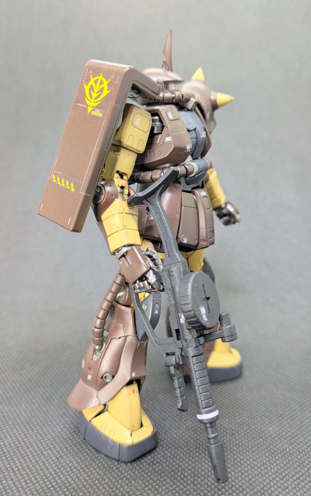 サイドショット②✨️で、カラーリングは06R-1型のブラウンとイエロー系を参考に配色してみました👍️